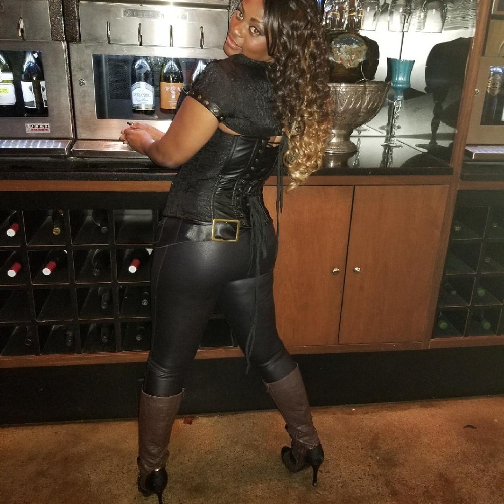 🔥🔥YOUR POSHER🔥🔥